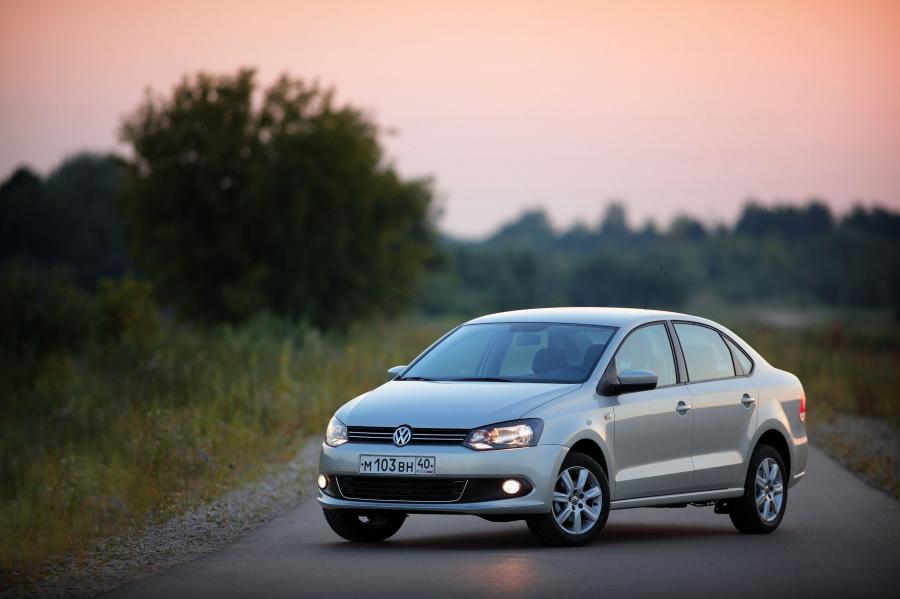  Volkswagen Polo Sedan 2010 года  (фото 83 из 123)